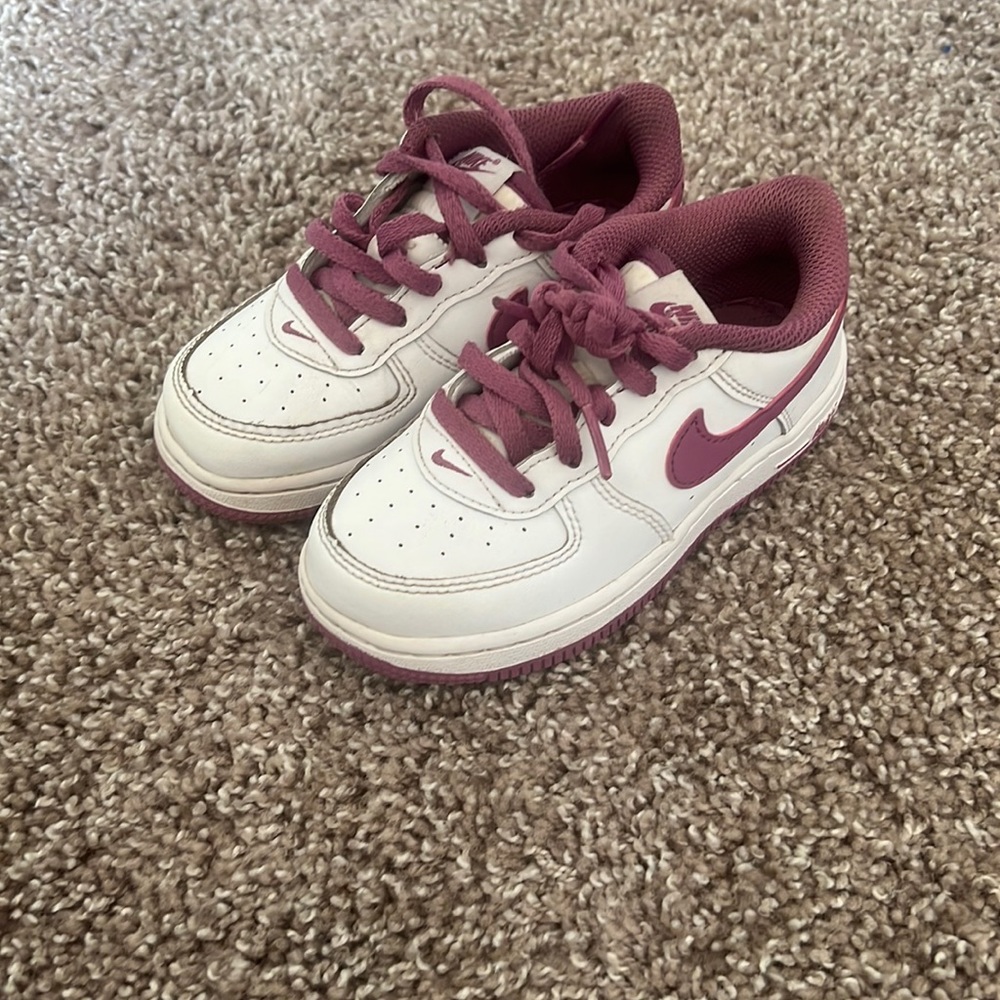 Nike toddler running shoes